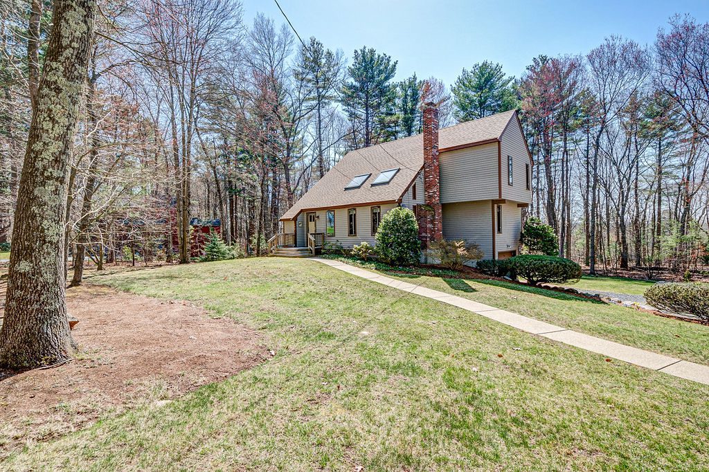 199 Saddle Hill Road, Hopkinton MA
